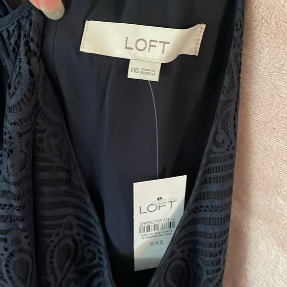 NWT Navy Lace LOFT Halter Top Lined - Picture 8 of 16